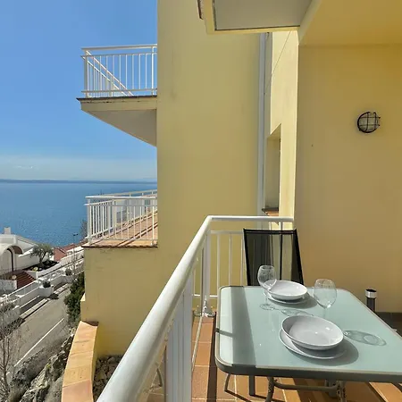 Marina 8 Apartment *